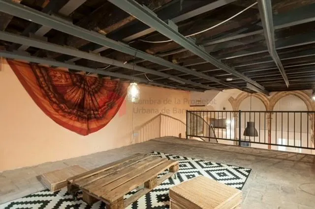 Vivienda con terraza en Santa Caterina i la Ribera con rentabilidad — 9