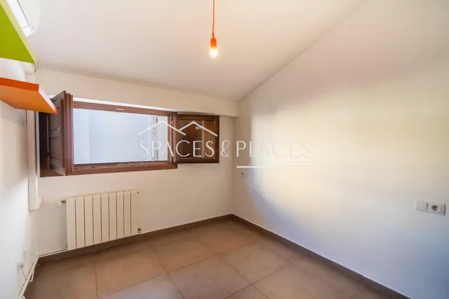 Piso de 2 dormitorios con piscina y garaje junto — 19