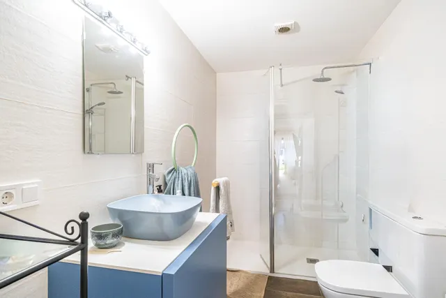 Chalet reformado con piscina, dos apartamentos independientes y garaje en Las Maravillas — 40