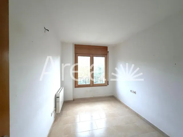 Precioso dúplex con terraza en Sant Iscle — 10