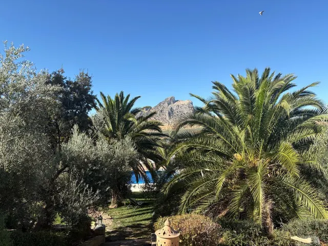 Amplia Casa con Terreno y Piscina en Las Huertas del Rio, Archidona — 20