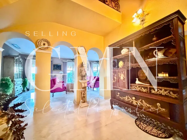 Un pequeño palacete con vistas al mar mediterráneo en Finestrat — 6