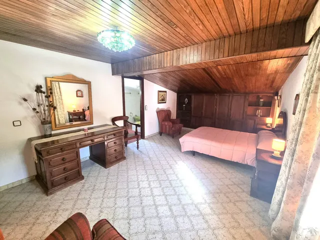 Chalet 4 habitaciones 307m² en venta - Cortes de la frontera — 10
