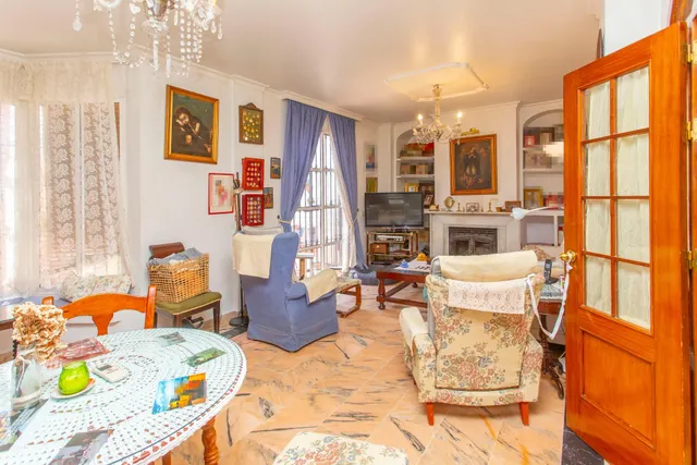 Exclusiva casa con jardín en el centro de El Puerto de Santa María — 16