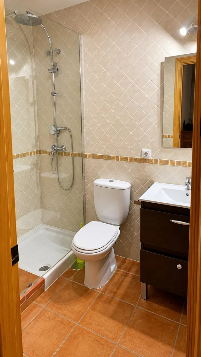 ¡fantástica casa de 3 plantas con loft y piscina en Posadas! — 15
