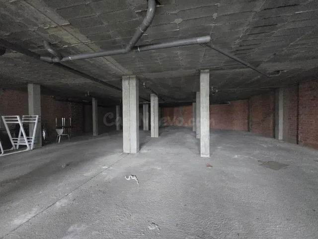 LOCAL COMERCIAL EN VILALBA.