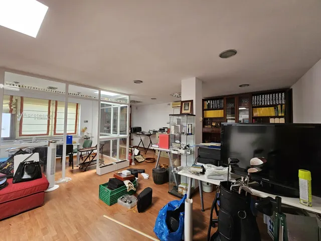SE VENDE OFICINA EN PLENO CENTRO DE JEREZ — 3