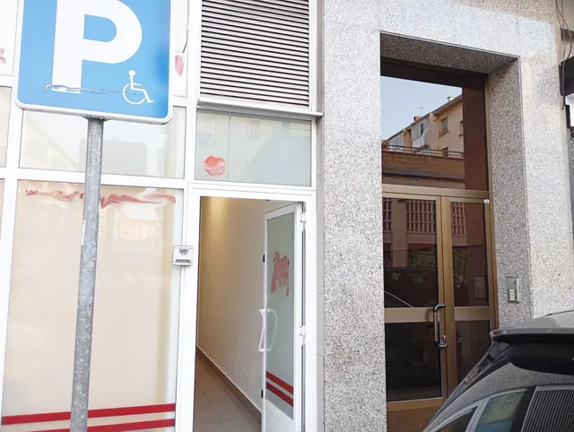 Local comercial 217m² en venta - Rochapea — 12