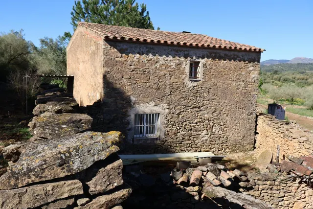 MASIA EN VILAFAMES CON TERRENO — 45