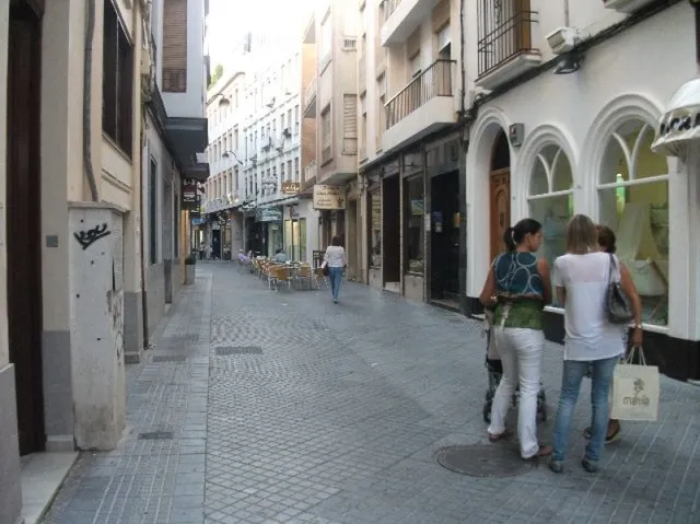 LOCAL EN PLENO CENTRO DE CORDOBA CAPITAL — 5