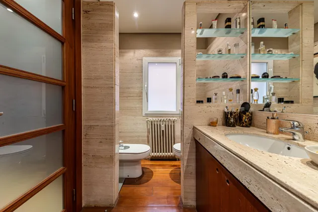 Piso exterior en el Viso — 23