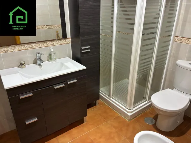 PISO CON TRASTERO CERCA DEL CENTRO COMERCIAL — 20