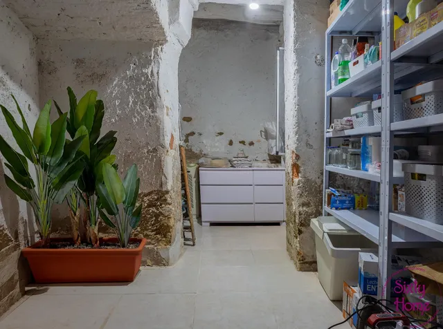 Casa 3 habitaciones 120m² en venta - Casco antiguo — 31