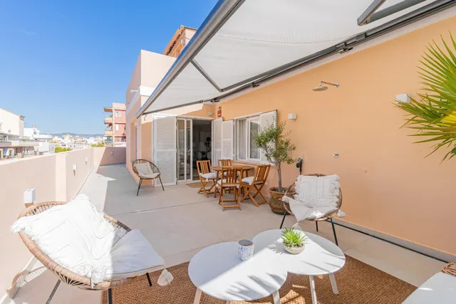 Estupendo ático totalmente reformado con amplia terraza en P - foto 3