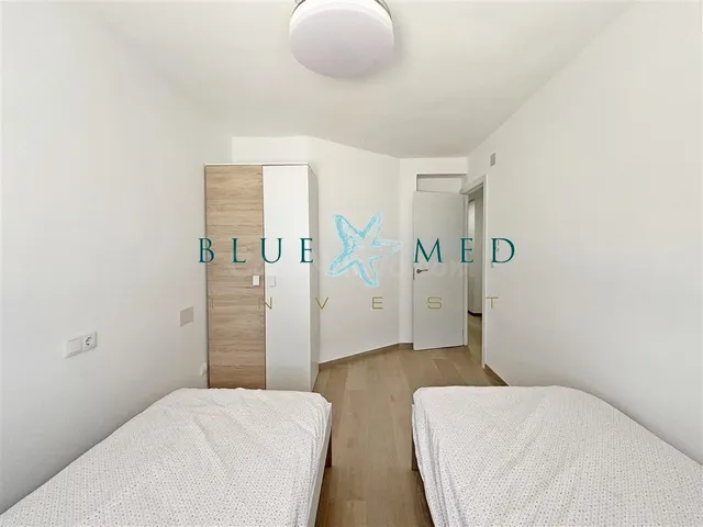 PISO – DOS APARTAMENTOS INDEPENDIENTES REFORMADOS A 1 MINUTO - foto 4