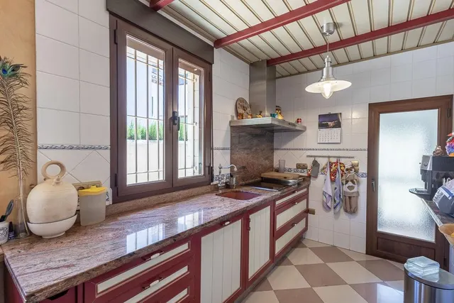 Chalet Exclusivo en Camino Bajo de Huétor — 11
