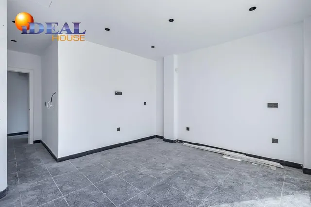Edificio de nueva construcción en Churriana — 14