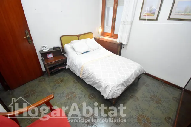 GRAN PISO SEÑORIAL CON BALCÓN Y TERRAZA EN AVENIDA PRINCIPAL — 39