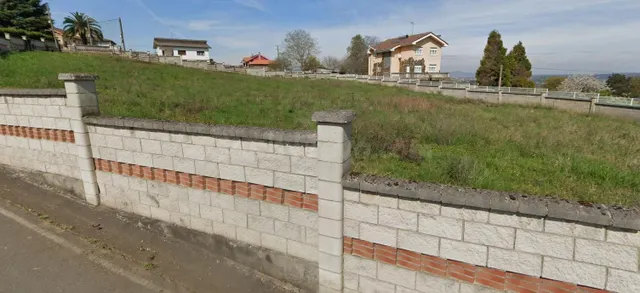 Finca de 2.917 m2 Parcelable en 3 Unidades – Hevia, Siero