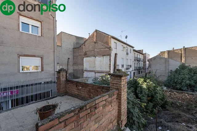CASA CON TERRENO EN DURCAL — 23
