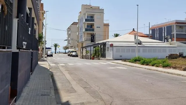 SOLAR URBANO JUNTO AL MEDITERRÁNEO – ¡OPORTUNIDAD ÚNICA! — 8