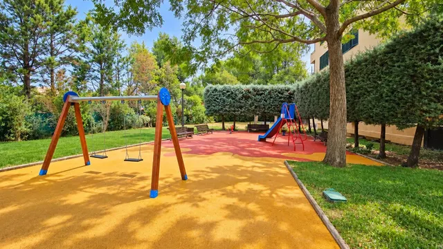 Planta baja con jardín, parking y piscina comunitaria en Palma — 31