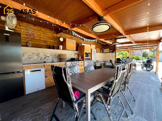 Chalet en Dolores con piscina climatizada, casa de invitados, paneles solares y mucho más — 7