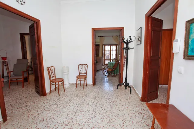 Casa de pueblo 4 habitaciones, planta baja con patio, garaje y gran potencial en La Palma — 10