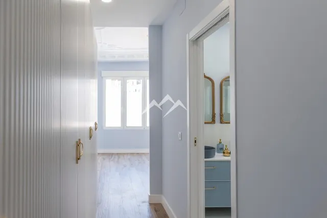 Piso de diseño en edificio señorial en el Soho de Valencia. — 20
