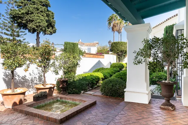 Chalet 6 habitaciones 529m² en venta - Whater Gardens - foto 3