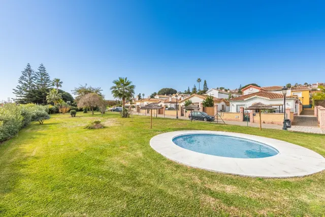 Chalet 3 habitaciones 100m² en venta - Costa del Sol — 32