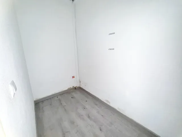 LOCAL COMERCIAL ESQUINA EN ELDA, ZONA MURILLO — 12