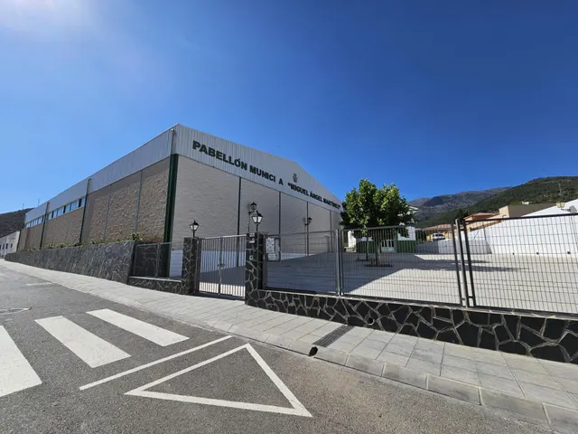 SOLAR URBANO PARQUE INFANTIL ,ZONA NUEVA — 9
