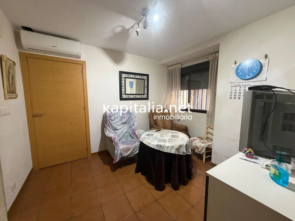 Vivienda en planta baja con bodega en sótano