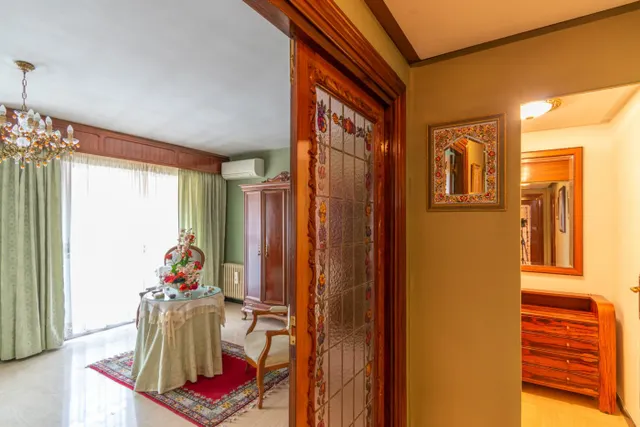 ESPECTACULAR VIVIENDA EN ACERA DEL DARRO — 37