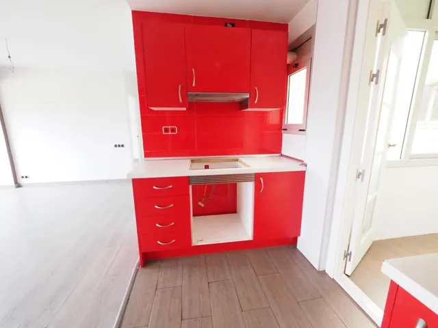 SE VENDE ÁTICO EN TERRASSA, ZONA LES ESCOLES - foto 5