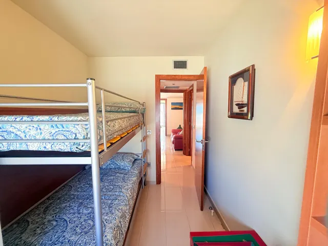 IMPRESIONANTE ÁTICO de dos habitaciones y parking — 11