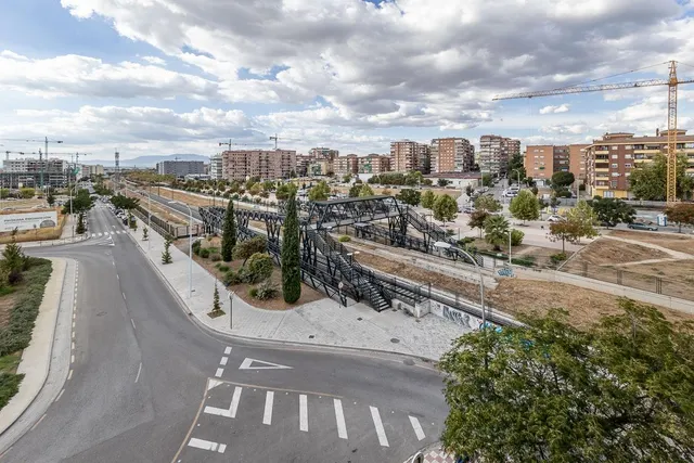 Piso reformado junto a estadio de la juventud — 20