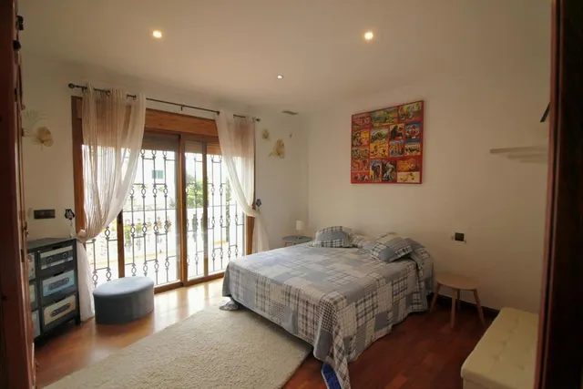 Villa Exclusiva con Vistas Panorámicas en Benalmádena — 26