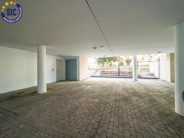 Apartamento de dos dormitorios con vistas al mar — 16