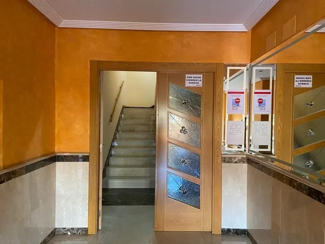 SE VENDE AMPLIO DÚPLEX EN EL CENTRO. COCINA, SALÓN, 3 HAB., 2 BAÑOS, TERRAZAS Y TRASTERO. — 6