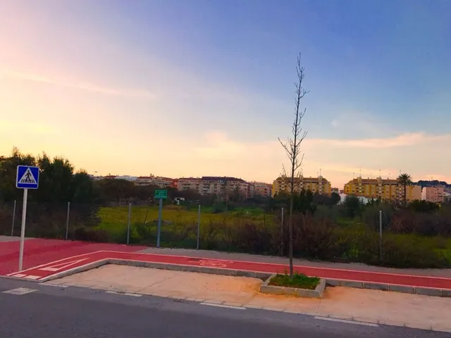 Fantástica parcela en zona Bajo Montgó. — 11