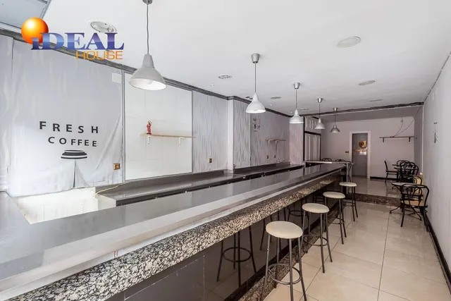 OPORTUNIDAD!! LOCAL EN AVENIDA AMERICA — 10