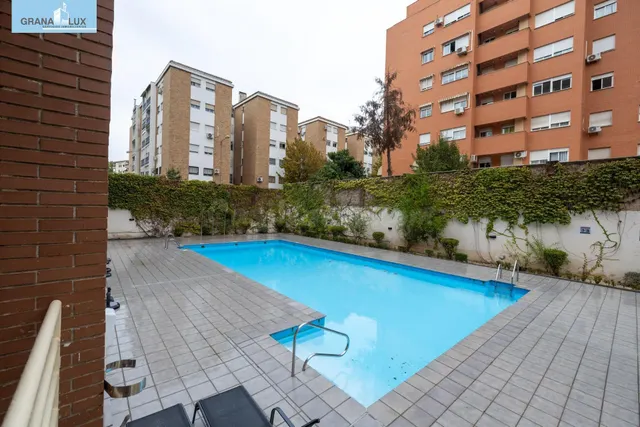 Piso de dos dormitorios en Sanders, en urbanización privada 
