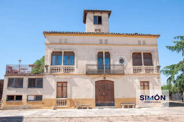 ¡Exclusiva TORRE en Manresa, tranquila, privada y excelentes - foto 2