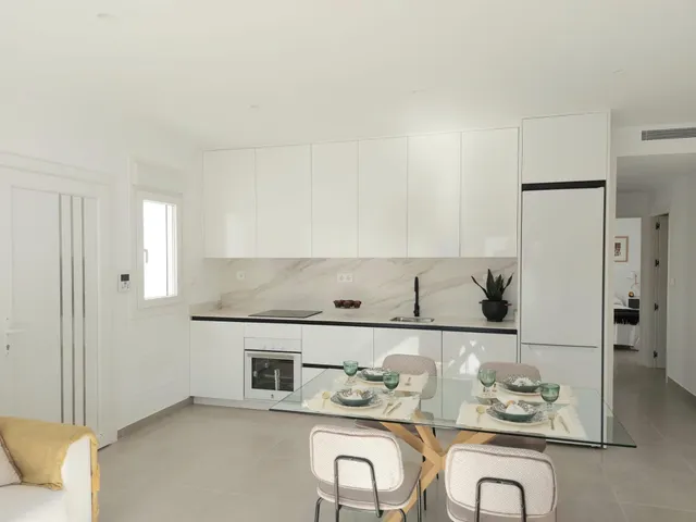 VILLA DE 2 DORMITORIOS Y DOS BAÑOS, CON PISCINA PRIVADA — 15
