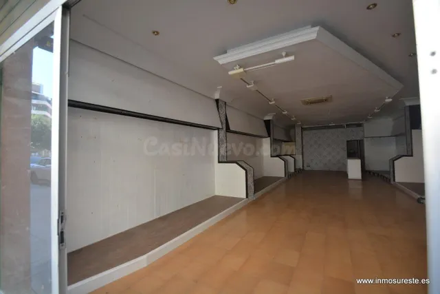 Alquiler de local comercial en Orihuela zona Obispo Rocamora - foto 3