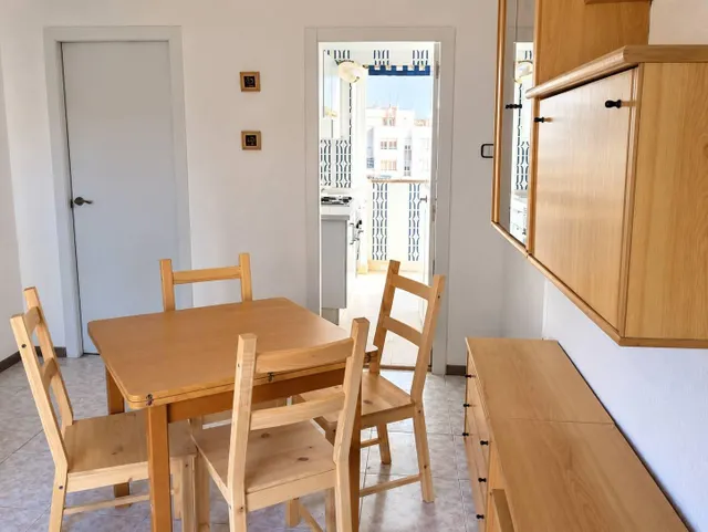 Piso de 65 m2 con 3 habitaciones y ascensor — 20