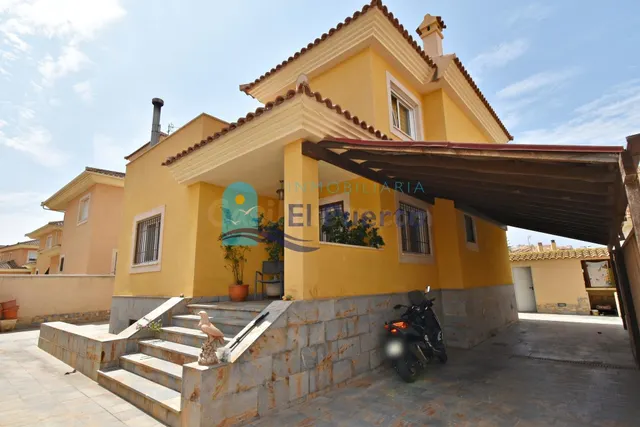 ESPECTACULAR CHALET CON PISCINA EN LA CUMBRE - REF 1725 — 4