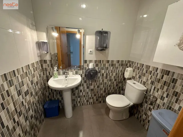 SE ALQUILA BAJO COMERCIAL EN LORCA - foto 3